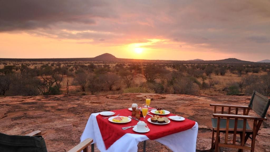 Kilaguni Serena Lodge